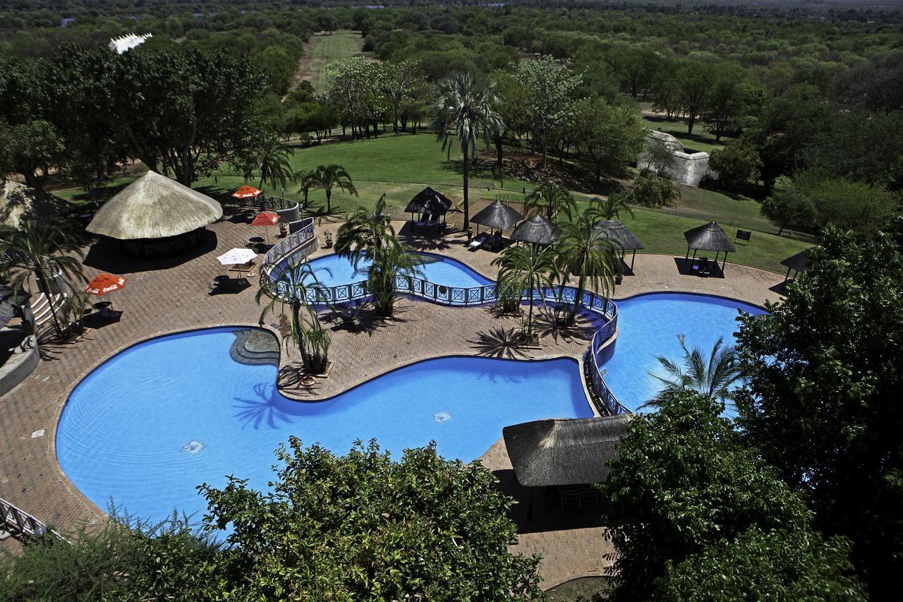 Elephant Hills Resort Victoria Falls Extérieur photo